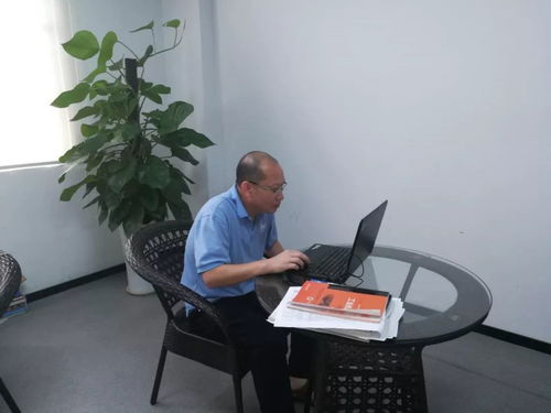 揭秘人社部發布的兩個工業機器人新職業 聚焦教學設備研發